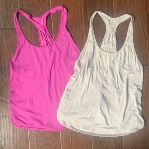 🔥Lululemon - razorback scalloped hemline tanks